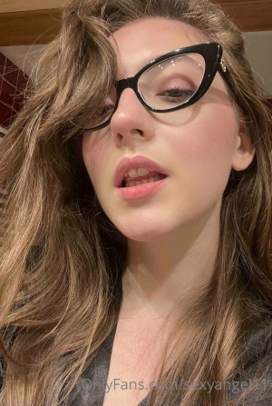 Sexyangel11 Photo #1