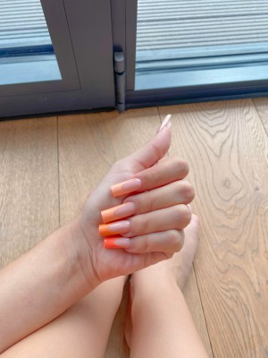 Nacre Victoire Photo #10