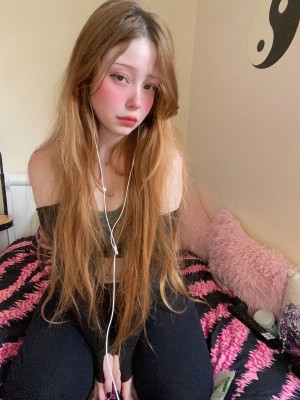 Diovana Konigsreuter Photo #337