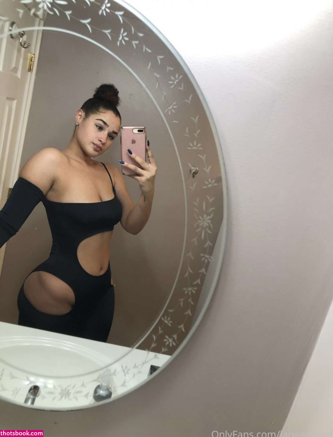 Janae Girard Photo #57