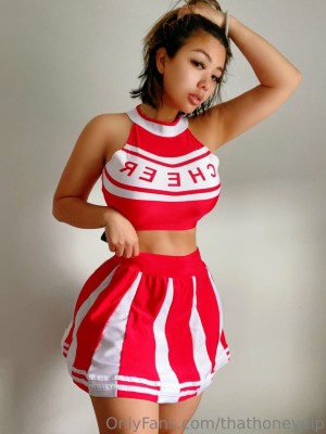 Thathoneydip Photo #192