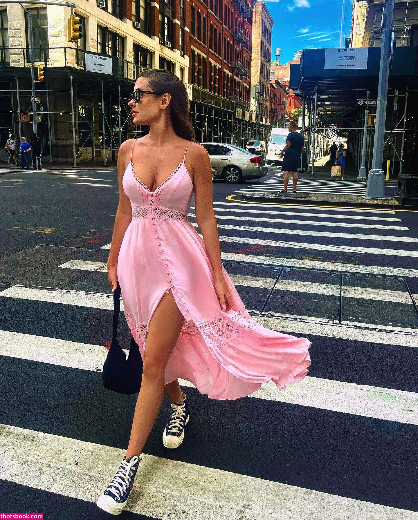 Lacey Montgomery Photo #70