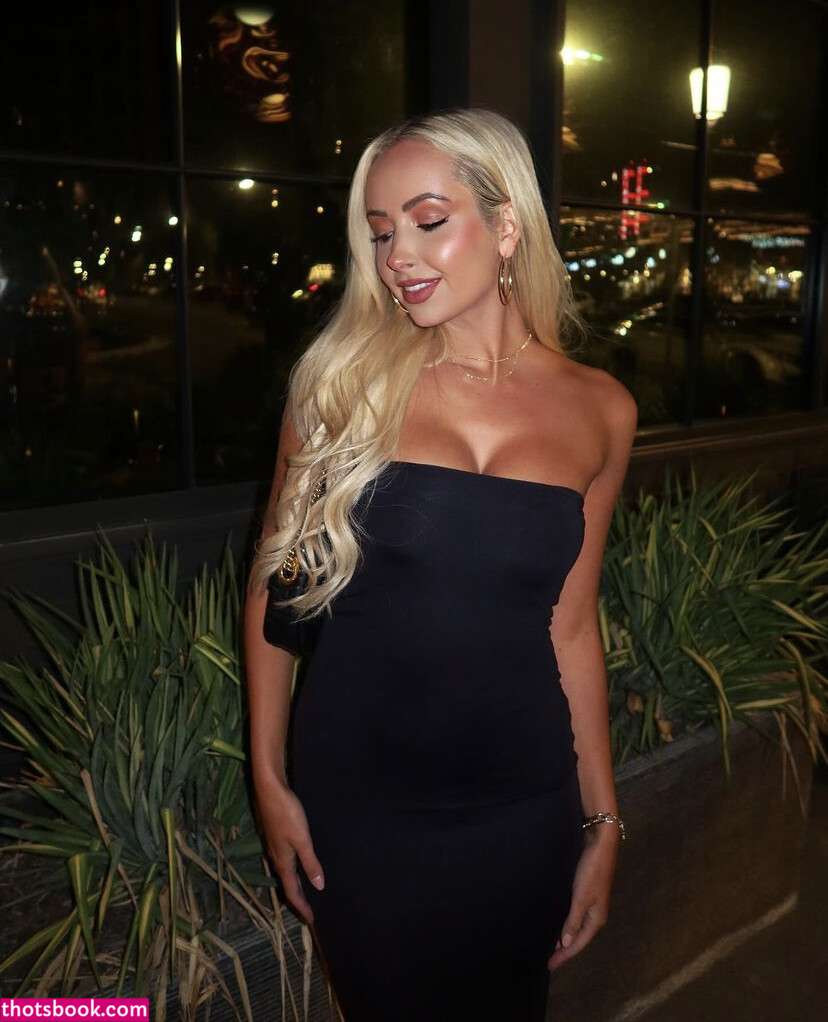 Morgan Lyn Photo #16