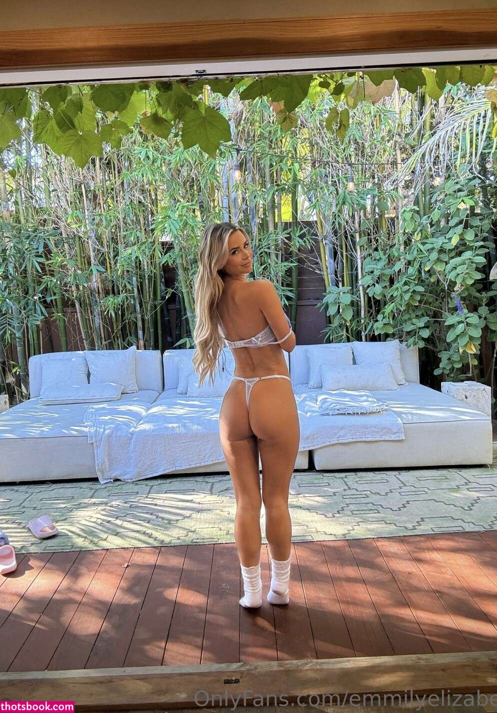 Emily Elizabeth Photo #79