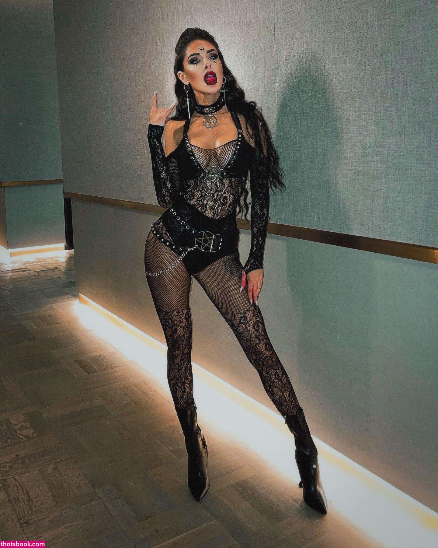 Lacey Montgomery Photo #86