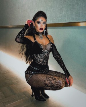 Lacey Montgomery Photo #108