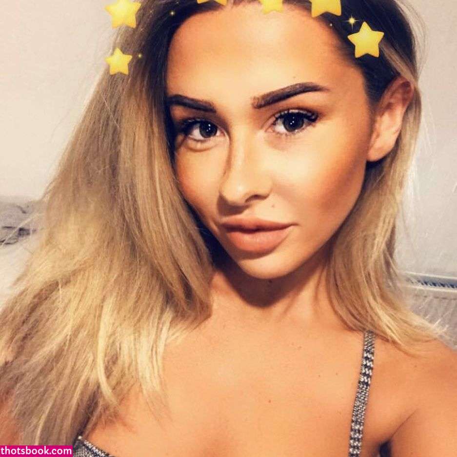 Lacey Montgomery Photo #184