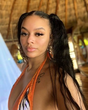 Winny Munhoz Photo #55