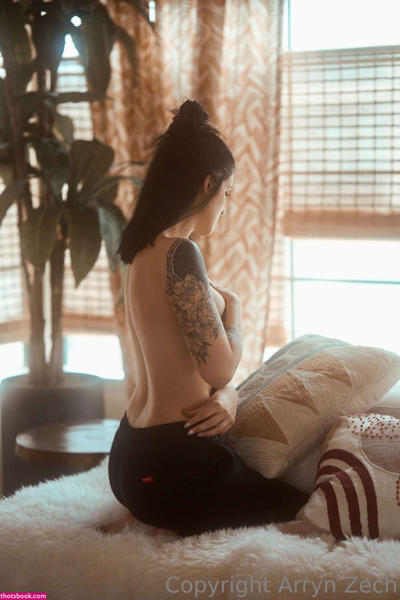 Arryn Zech Photo #151