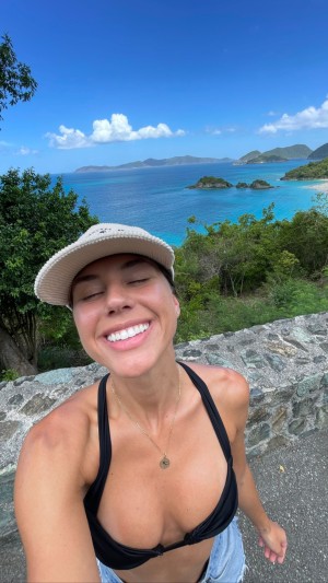 Brit Manuela Photo #15