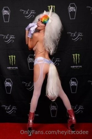 Heyitscodee Photo #27