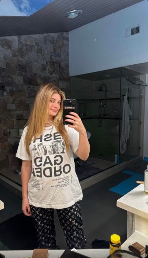 Hannah Stocking Photo #86