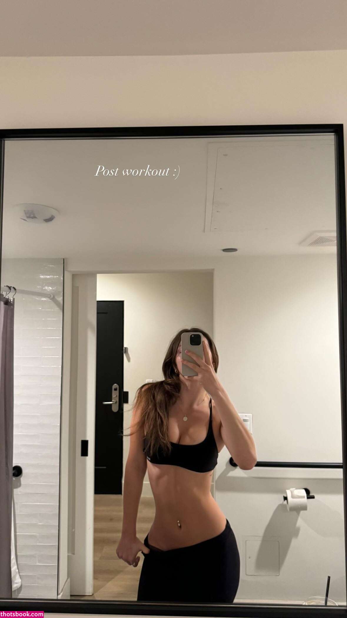 Lola Juarez Photo #3