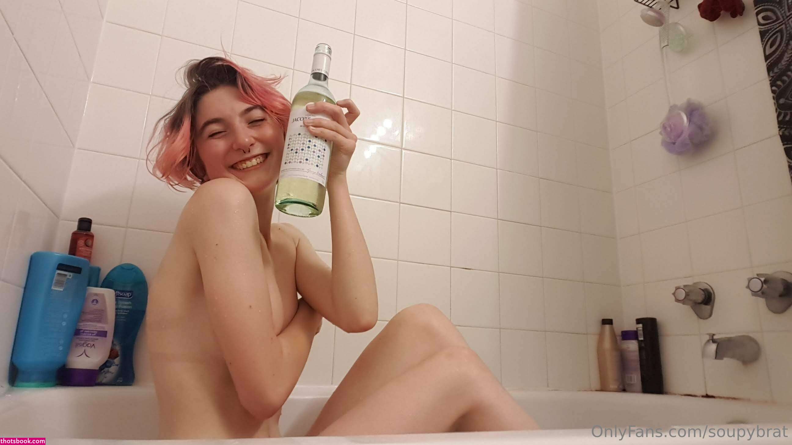 Emmanooodle Photo #23