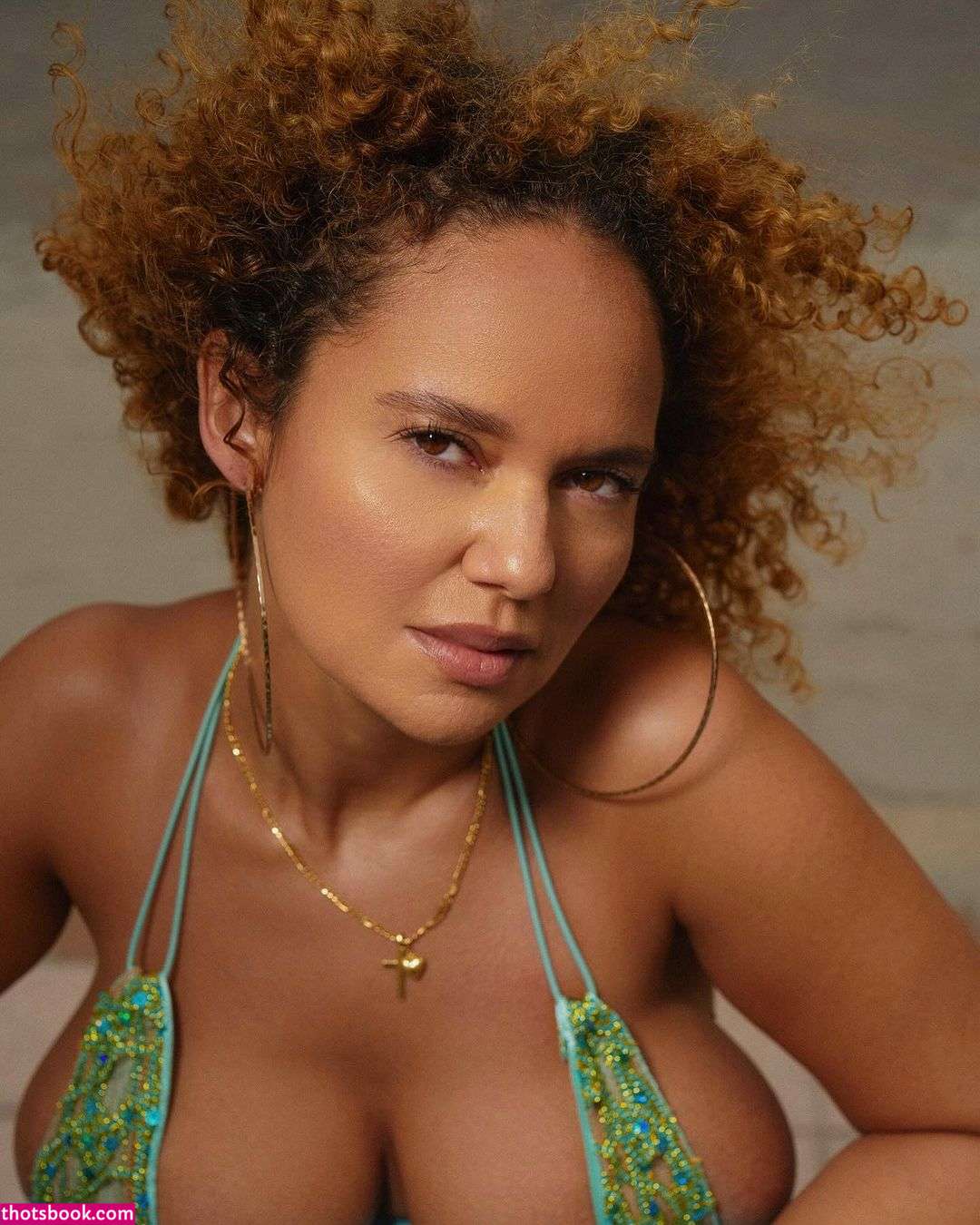 Pamela Alexandra Photo #19