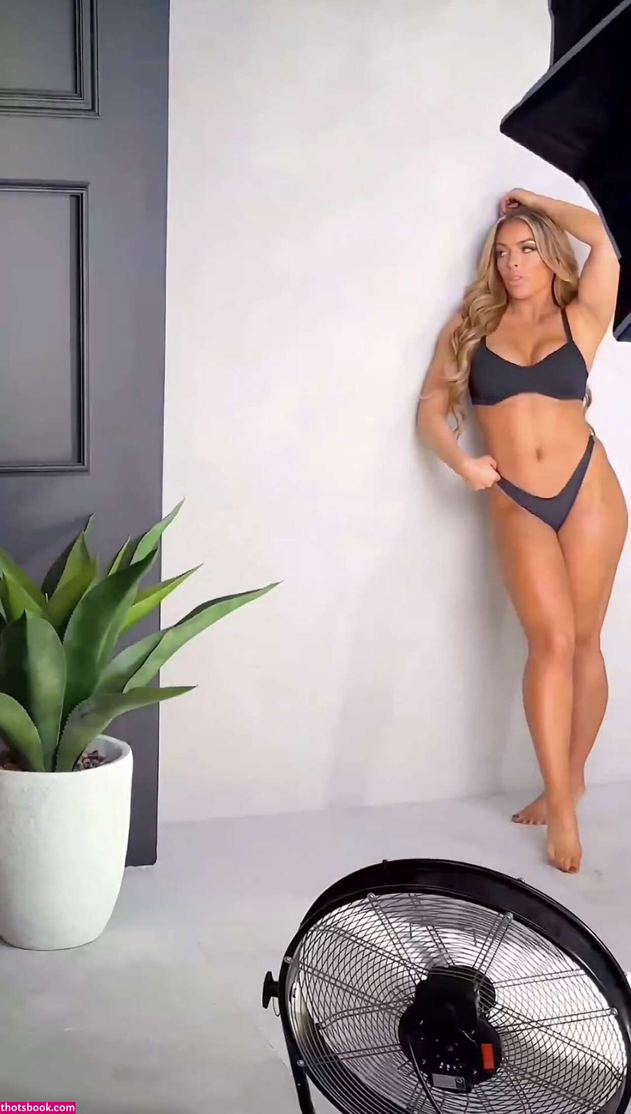 Mandy Sacs Photo #180