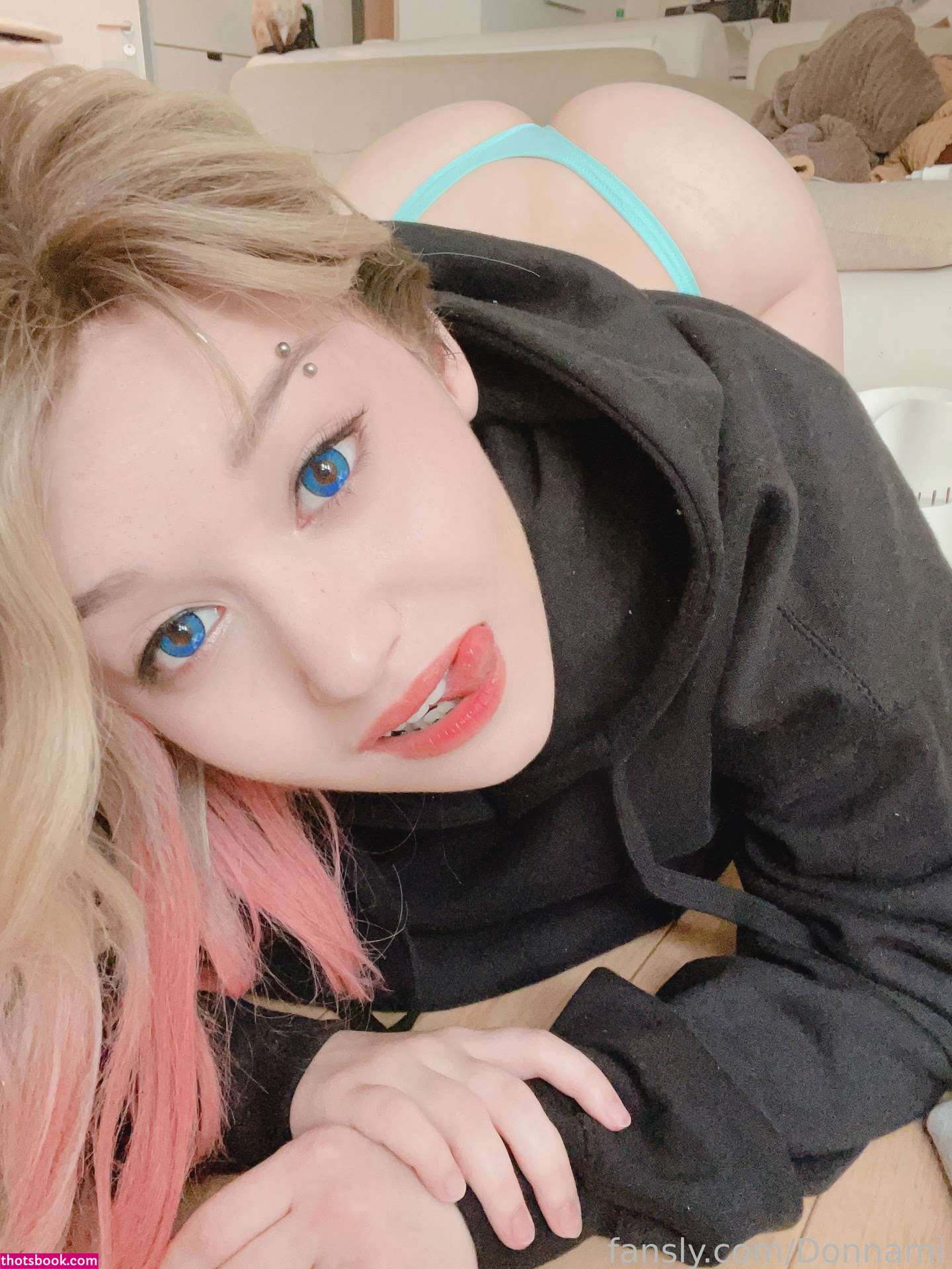 Donna Loli Photo #580