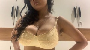 Desi Aurora Photo #48