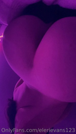 Eleri Evans Photo #5