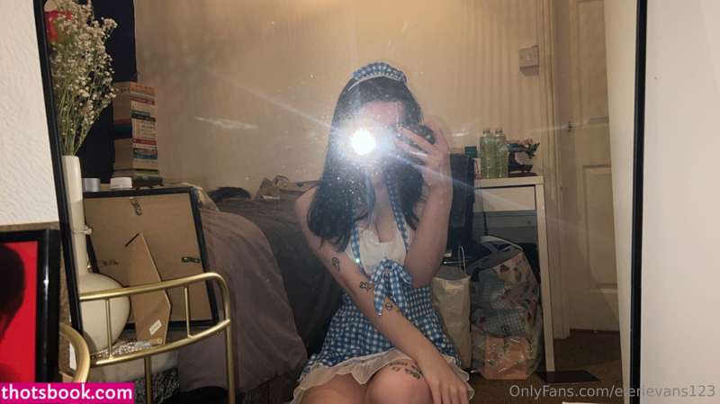 Eleri Evans Photo #62