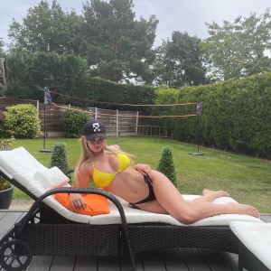 Gabriella Davies Photo #25