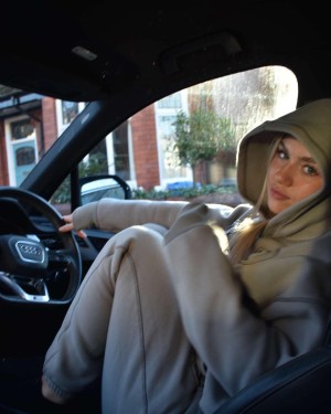 Gabriella Davies Photo #37