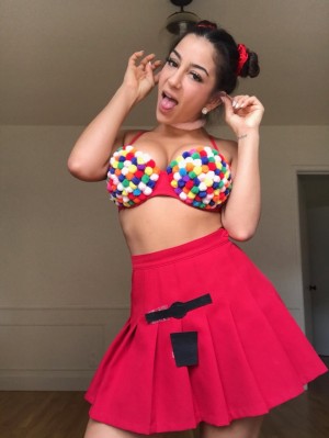 Lena Nersesian Photo #63