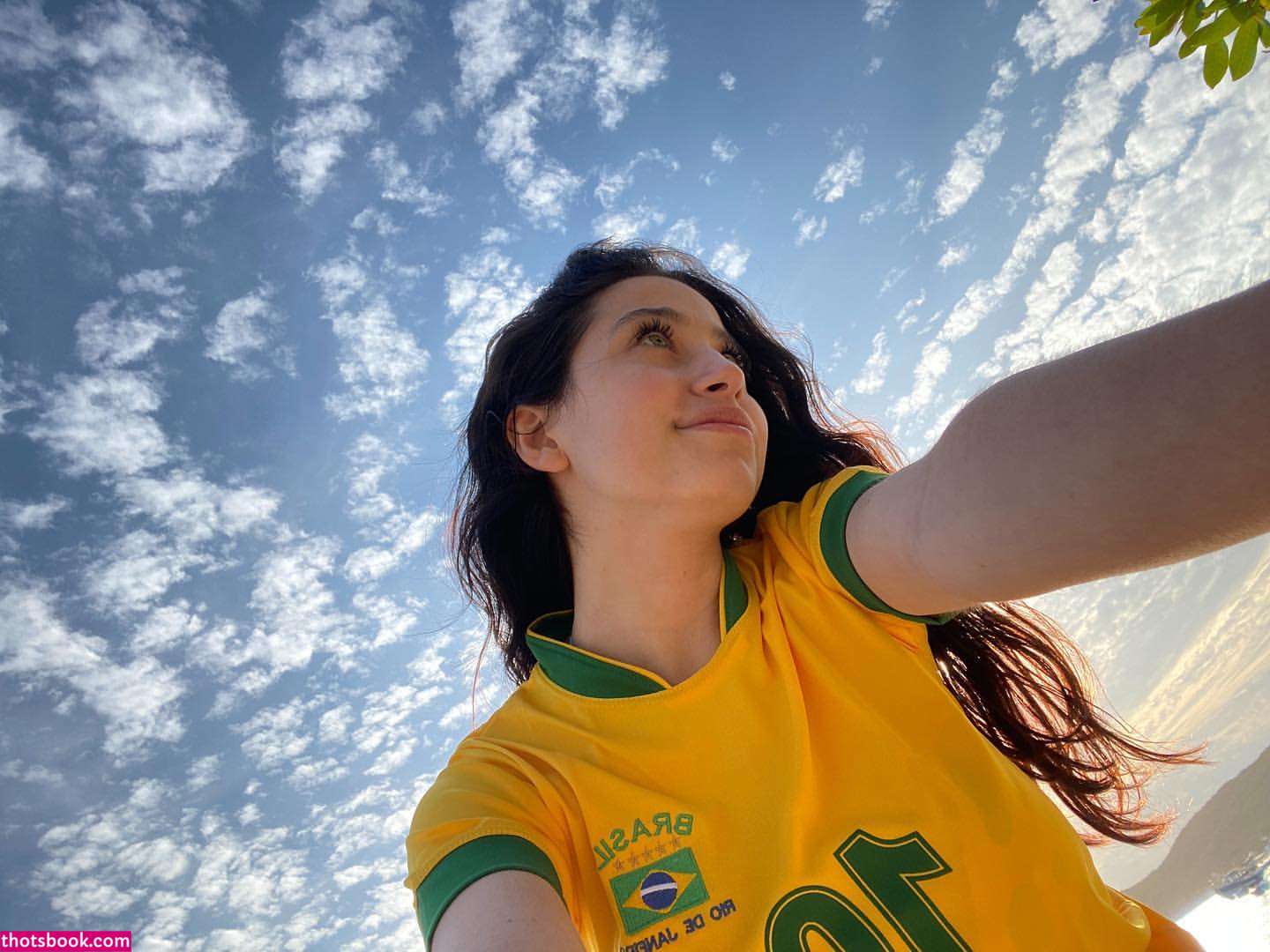 Milagros Seghi Photo #6