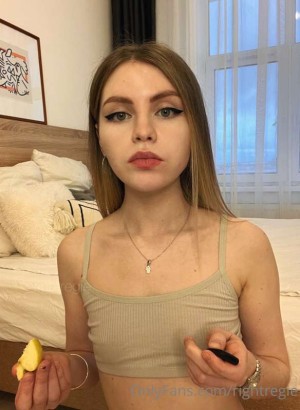 Right Regie Photo #29