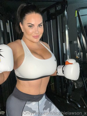 Sophie Lawson Photo #90