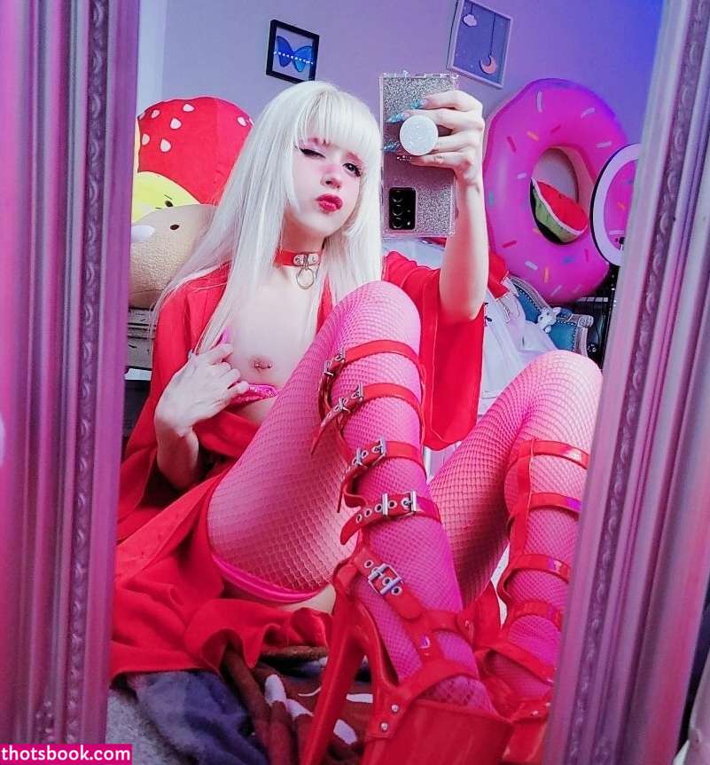 Monstergirl Photo #71