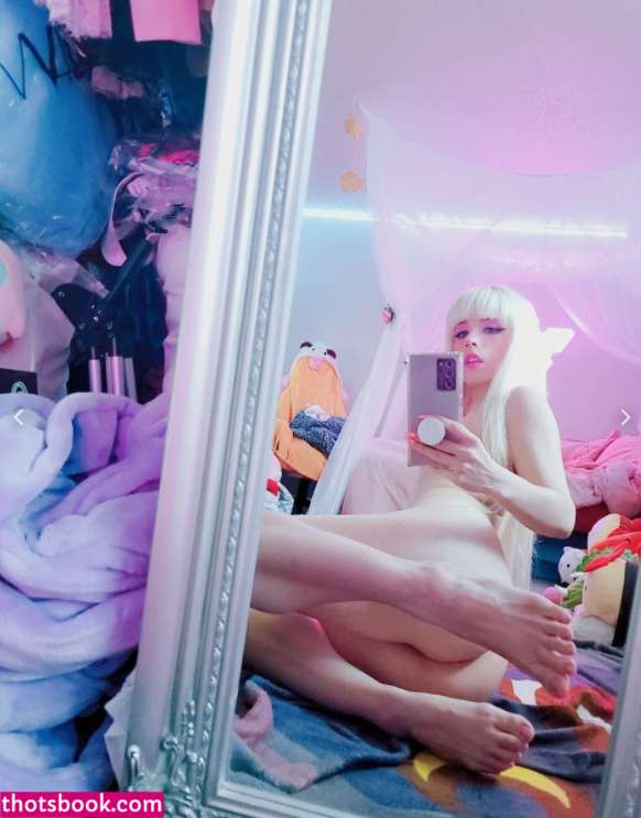 Monstergirl Photo #76