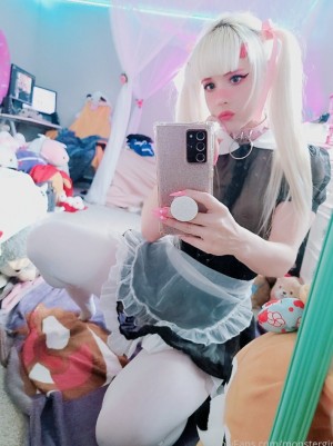 Monstergirl Photo #70