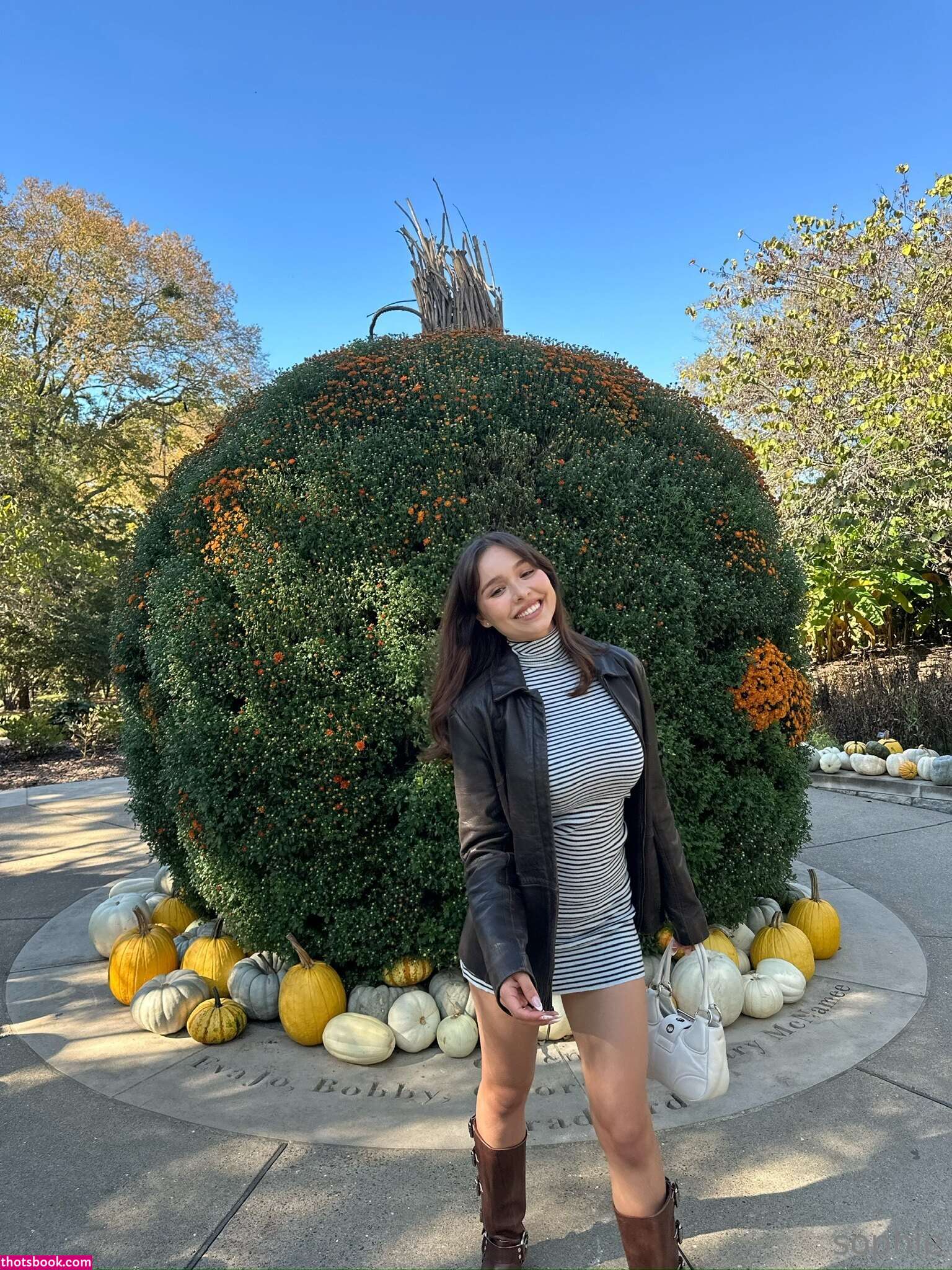 Sophie Mudd Photo #913