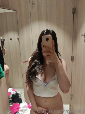 Nyks Niks Photo #137