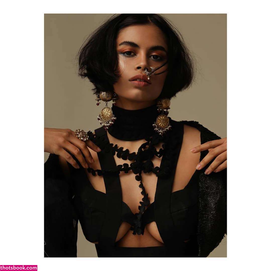 Riya Hamid Photo #36