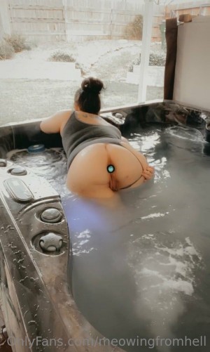 Meowingfromhell Photo #16