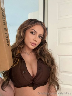 Tayler Hills Photo #670