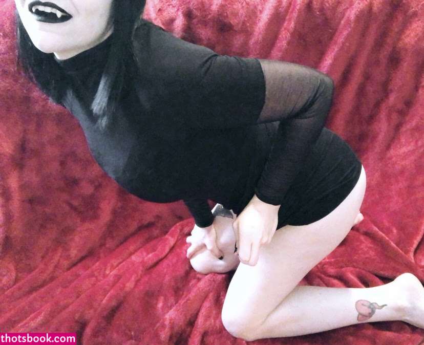 Hollyeekitty Photo #13