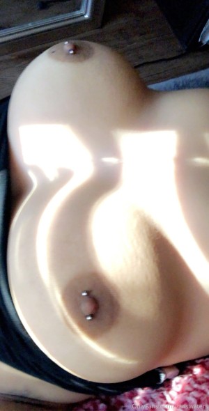 Khalanie Pritchard Photo #2