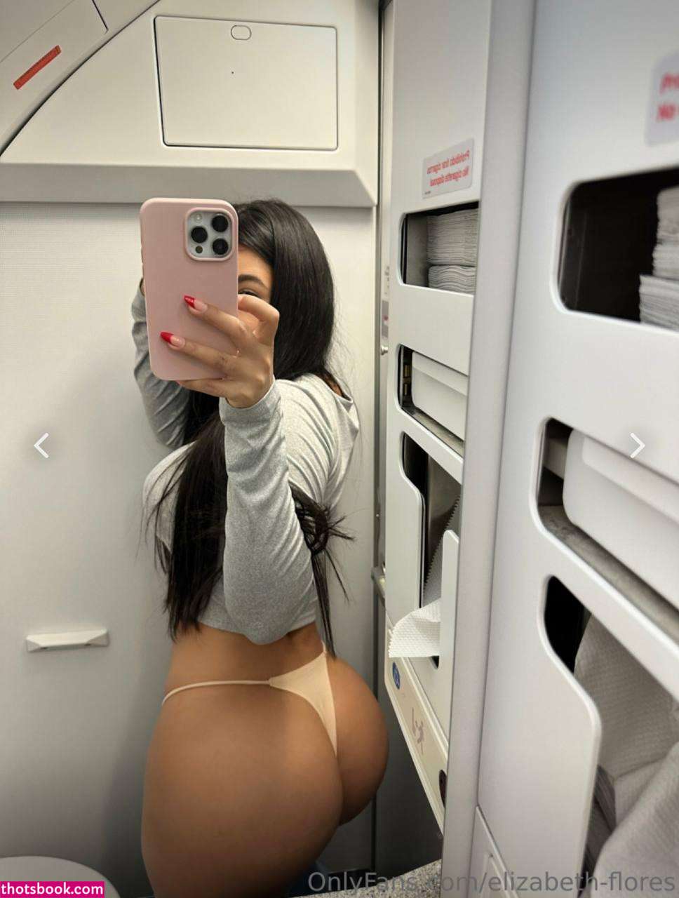 elizabethpinaa Photo #63