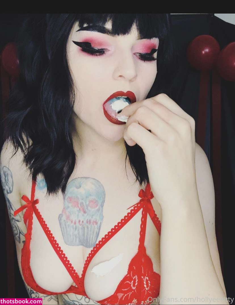 Hollyeekitty Photo #83