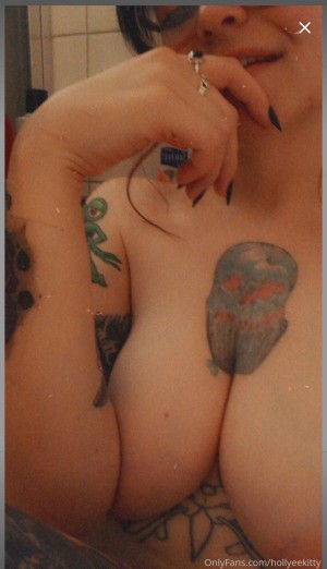 Hollyeekitty Photo #113