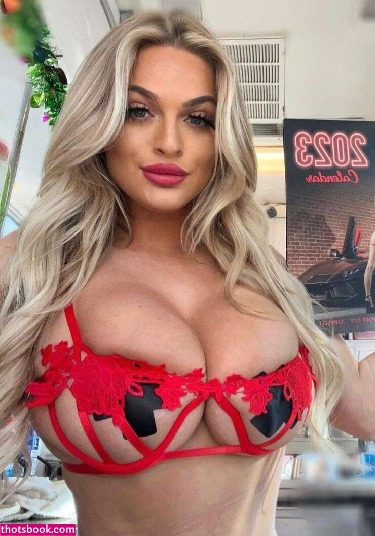 Daisy Delacroix Photo #47