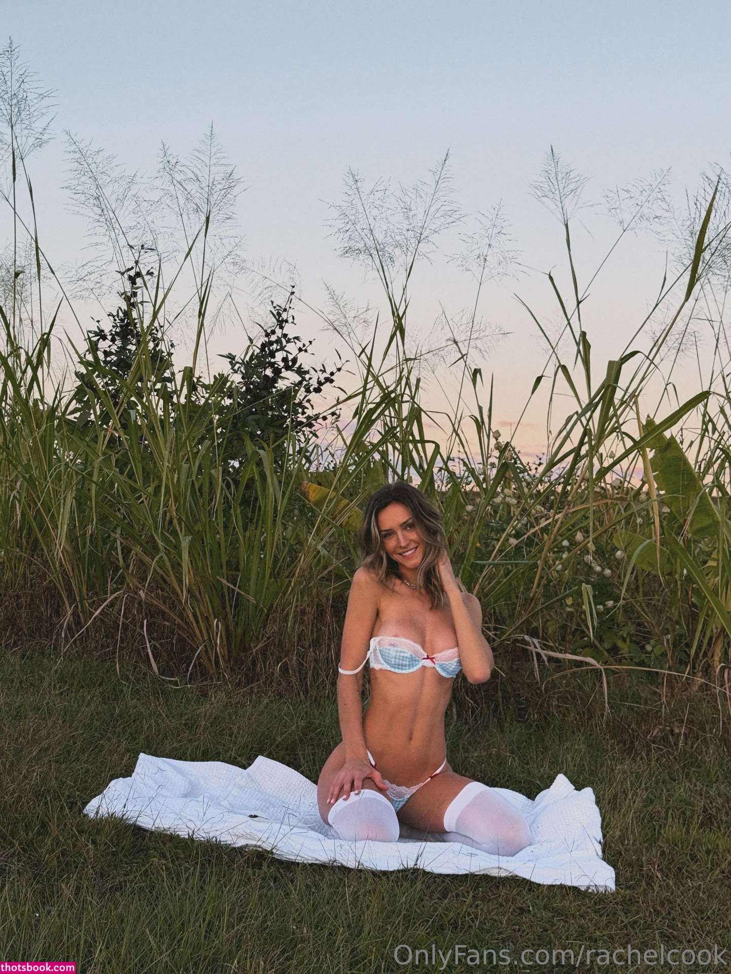 Rachel Cook Photo #1496