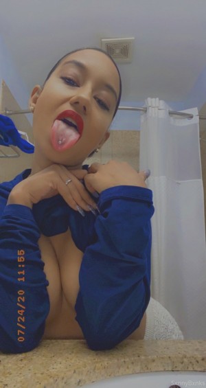 sxnnybxnks Photo #99