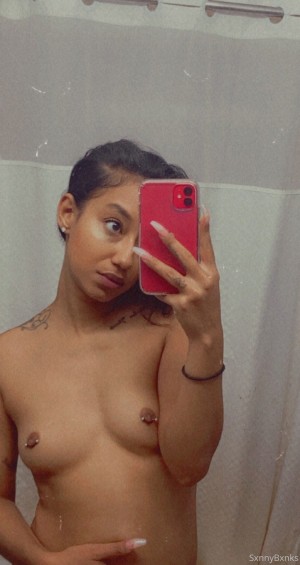 sxnnybxnks Photo #106