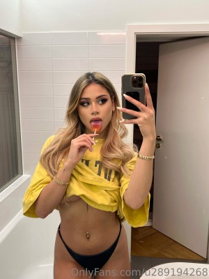 lilyxscott Photo #59