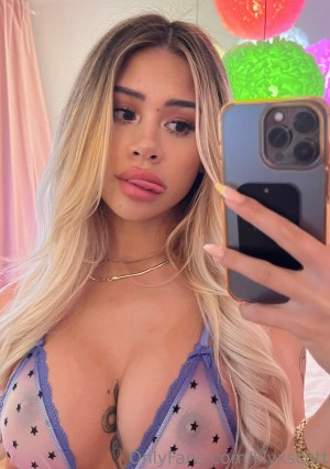 lilyxscott Photo #70