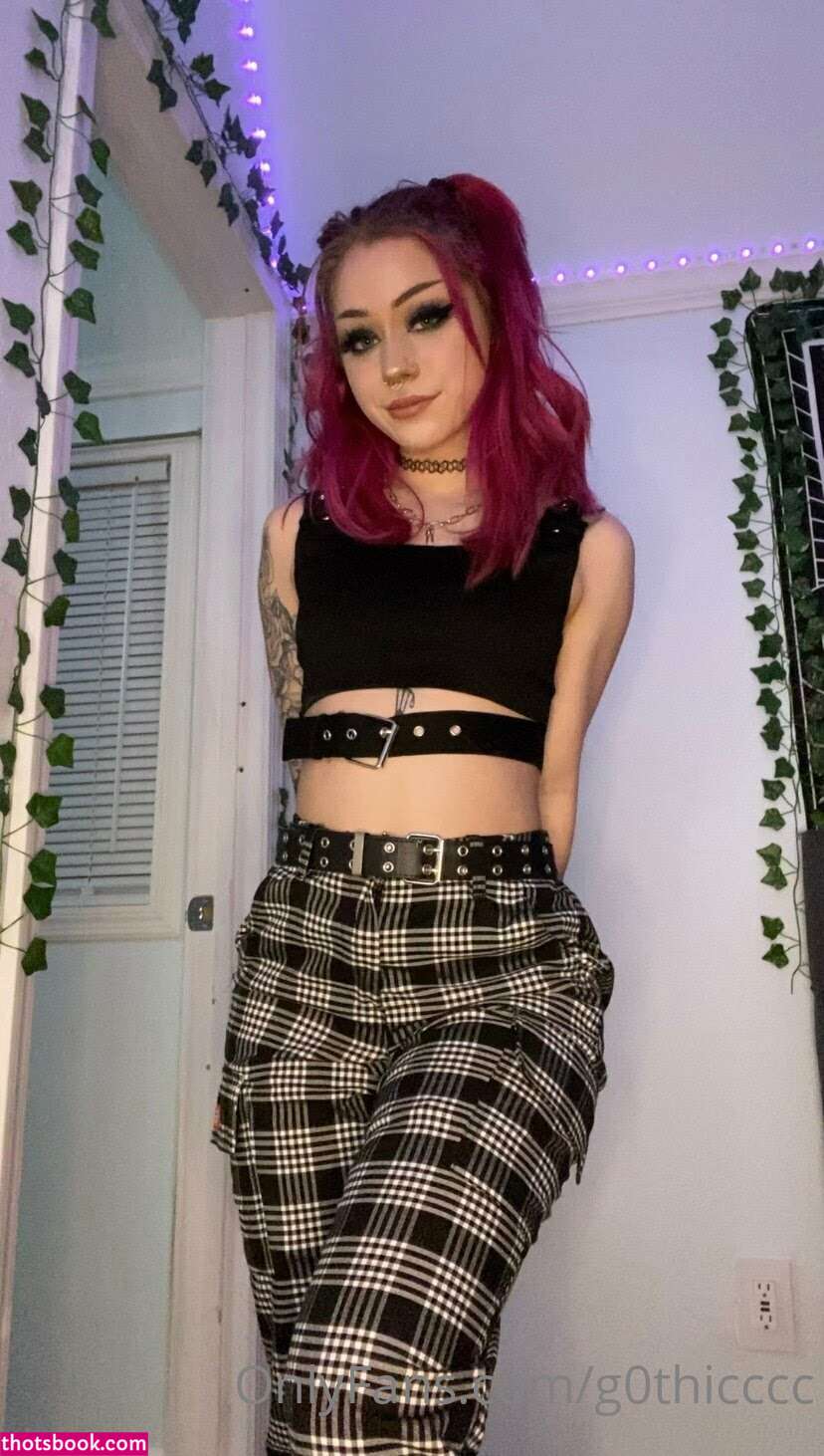 g0thicccc Photo #17